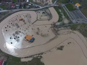 Malazgirt’te sağanak yağış su baskınlarına yol açtı
