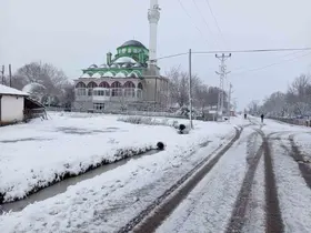 Malkara beyaza büründü : Kar yağışı etkili oluyor
