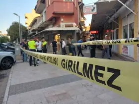 Manisa’daki kuyumcuya silahla soygun girişiminde bulunan şüpheli tutuklandı
