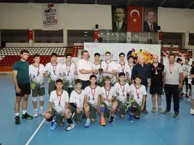 Manisalı gençler filede Türkiye ikincisi oldu
