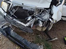 Mardin’de otomobil ile hafif ticari araç çarpıştı: 1 yaralı

