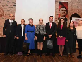 Meme kanseri taramalarında mamografi altın standarttır
