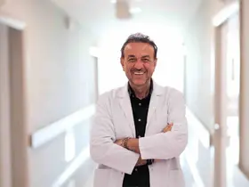 "Menopoz döneminde her kadın için hormon tedavisi uygun olmayabilir"
