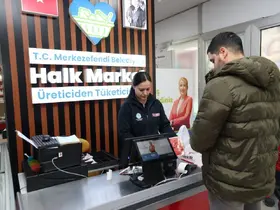 Merkezefendi Halk Şarküteri vatandaşlara uygun fiyatlı süt ürünleri sunuyor

