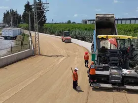Mersin’de 4 mahallenin ortak kullandığı yol yenilendi
