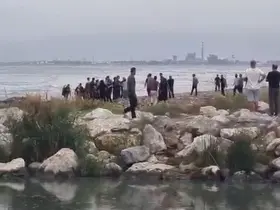 Mersin’de denize giren 3 gençten biri hayatını kaybetti
