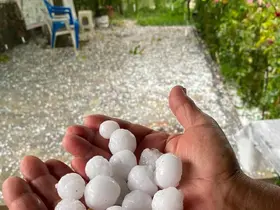 Mersin’de dolu yağışı etkili oldu
