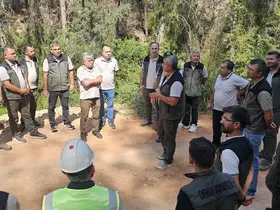 Mersin’de orman yollarında yangına karşı güvenli hat çalışması

