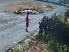 Mersin’de tarım arazilerine izinsiz girilmesine mahalle sakinlerinden tepki
