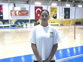 Mersin’de voleybol kursunda keşfedildi, milli takıma kadar yükseldi
