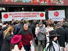MHP Çankaya’dan Miraç Kandili’nde kandil simidi ikramı
