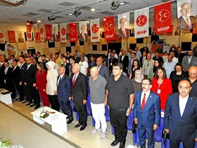 MHP Çeşme’de Galip Uluçam yeniden başkan seçildi

