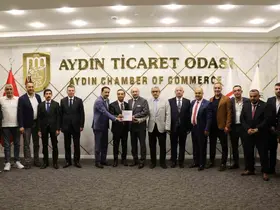 MHP heyeti AYTO Başkanı Ülken ile görüştü
