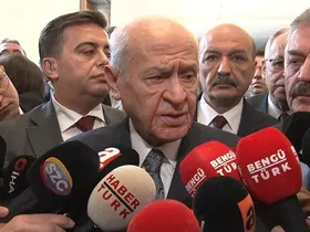 MHP lideri Bahçeli: "CHP beraber olduğu insanları olanları küçümseyerek yoluna devam edeceği yere milletle buluşmayı tercih etsin"
