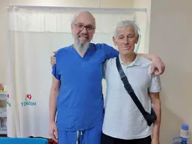 Mide kanserli hastaya, kapalı ameliyat yöntemiyle yeni sindirim sistemi yapıldı
