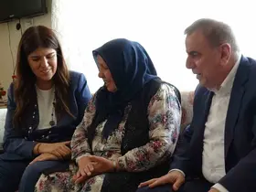 Milletvekili Ayaydın, 15 Temmuz şehidi Velit Bektaş’ın ailesi ile bir araya geldi
