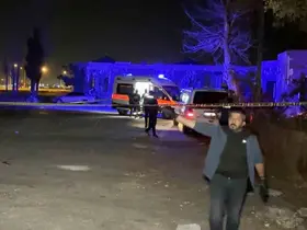 Minibüsün tavan çıtasına bağlı ipte asılı cansız bedeni bulundu
