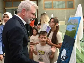 Miniklerin sanat yolculuğu sergiyle taçlandı
