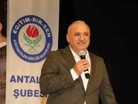 Miran: "Yeni eğitim-öğretim yılı sorunların değil, çözüm iradesinin yılı olmalı"
