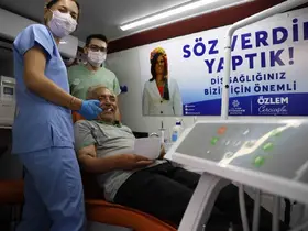 Mobil diş klinikleri 3 ilçede vatandaşlarla buluştu
