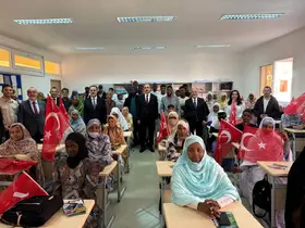 Moritanya’da Türkoloji okuyan Afrikalı öğrenciler UCLG Başkanı Altay’ı coşkuyla karşıladı
