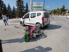 Mudurnu’da otomobil ile motosiklet çarpıştı, 1 ağır yaralı
