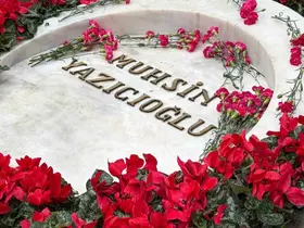 Muhsin Yazıcıoğlu, vefatının 17. yıldönümünde kabri başında anıldı
