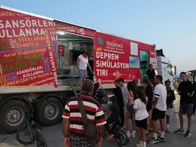 Mürefte depreminin yıldönümünde deprem eğitimi
