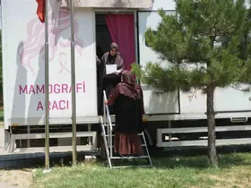 Muş’ta mobil mamografi aracıyla köy köy ücretsiz kanser taraması yapılıyor
