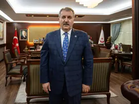 Mustafa Destici’den Duhok’ta Ay Yıldızlı Bayrağa Yapılan Saldırıya Sert Tepki