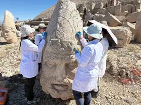 Nemrut’un dev heykellerine 5 yıllık koruma kalkanı
