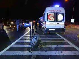 Nevşehir’de iki otomobil kafa kafaya çarpıştı: 3’ü Çinli turist 5 yaralı
