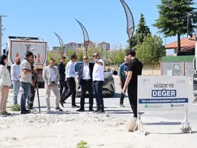 Niğde’de altyapısı tamamlanan yollar sıcak asfaltla yenileniyor
