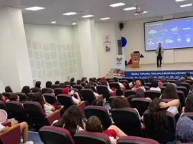 Niğdeli öğrenciler "Bilimin İzinde, Geleceğin Peşinde" kampına katıldı
