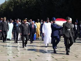 Nijer Cumhurbaşkanı Tchiani, Milli Savunma Bakanı Yaşar Güler ile birlikte Anıtkabir’i ziyaret etti

