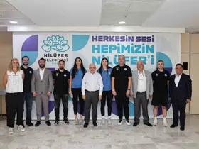 Nilüfer Belediyesporlu milli sporculara Başkan Şadi Özdemir’den tebrik
