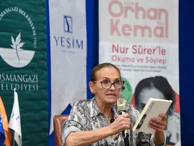Nur Sürer, Yeşim Grup’ta kadın emeğinin edebiyattaki izini sürdü
