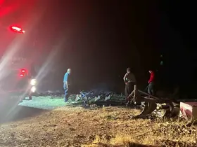 Odunluk yangını hayvan ağılına ulaşmadan söndürüldü
