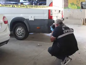 Okul önünde pompalı tüfekle gezen 2 şüpheli yakalandı
