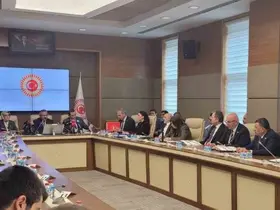 Okul saldırılarını araştırmak için kurulan komisyon çalışma takvimini görüşmek üzere toplandı

