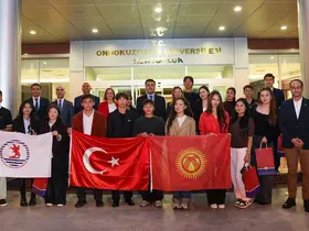 OMÜ’de Kırgız öğrencilerle başkonsolos buluşması
