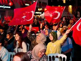 Ordu meydana sığmadı
