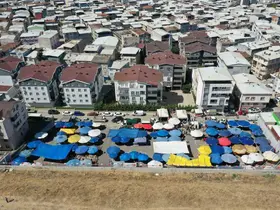 Osmangazi’de modern bir pazar alanı daha hizmete girdi
