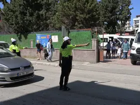 Osmaniye’de okul çevrelerinde dron destekli güvenlik denetimi
