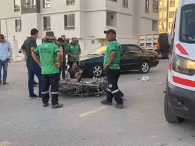 Otomobille çarpışan motosikletin sürücüsü yaralandı
