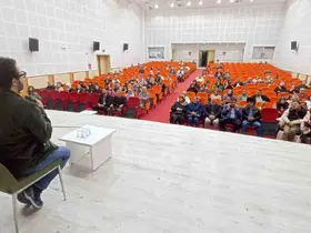 Oytun Erbaş’tan "Hayata Bir de Buradan Bak" söyleşisi
