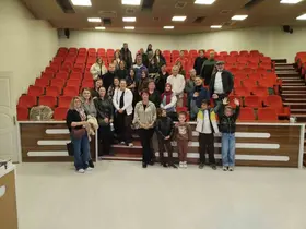 Oyuncu ve yazar İğdigül’den sokak hayvanları için sevgi ve merhamet çağrısı
