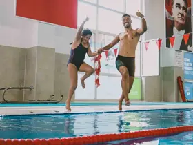 Özel sporcular Pınarbaşı Yüzme Havuzu’nda sporla buluşuyor
