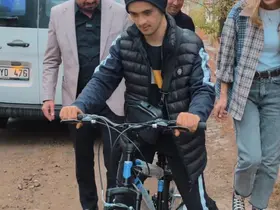 Özel vatandaşın bisiklet hayalini Başkan Aydemir tarafından gerçekleştirdi
