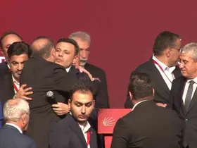 Özgür Çelik oy çokluğu ile yeniden CHP İstanbul İl Başkanı seçildi
